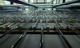 湖州展仕厚片吸塑机：双炉加热+智能上下料，定义大型厚板吸塑新标准