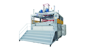 展仕厚板吸塑机领航新乡汽车轨道交通轻量化革命